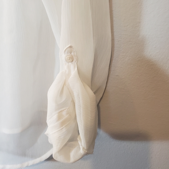 Hollister Sheer White Button up Blouse Size Small - Picture 5 of 5